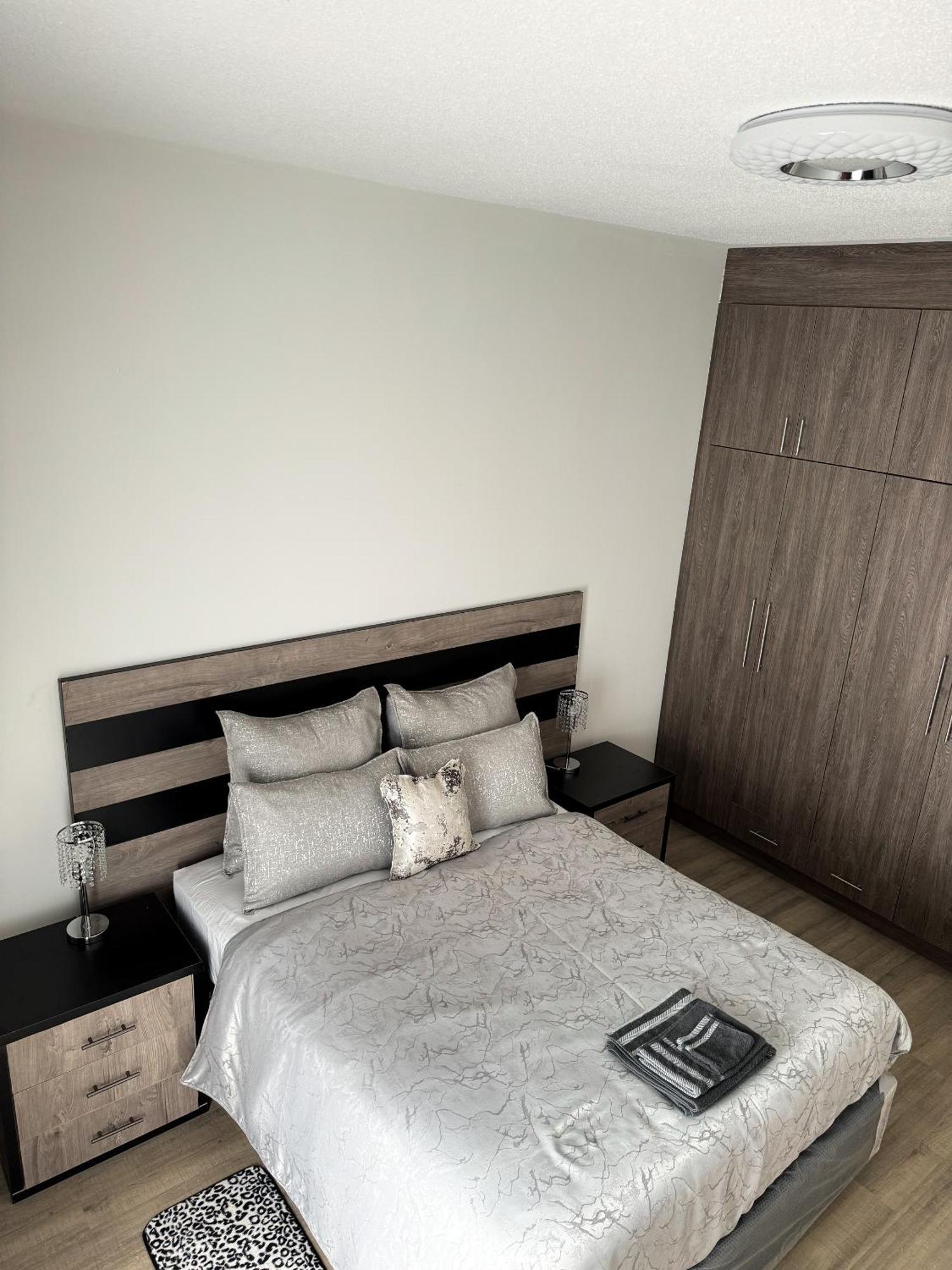 Holiday Villa ฮาราเร ภายนอก รูปภาพ